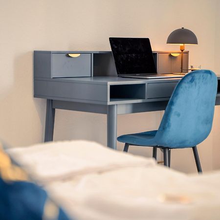 River Lux Suite - 5 Min To Hbf 韦茨拉尔 外观 照片